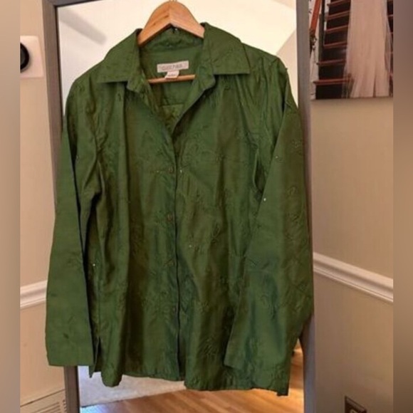 C.L.O.T.H.E.S vintage Shimmery Green Button Down Shirt Medium‎ - Picture 5 of 5